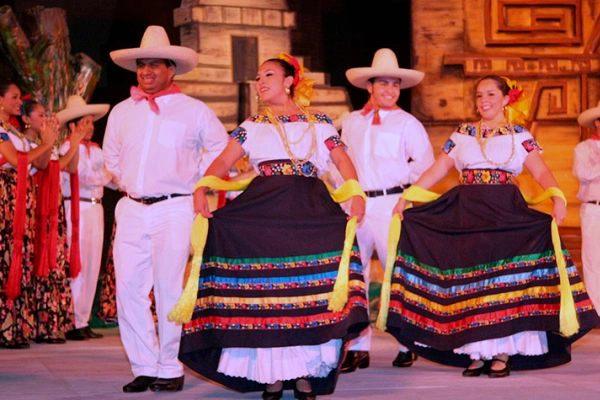 Bailables tradicionales en la Feria de Tabasco